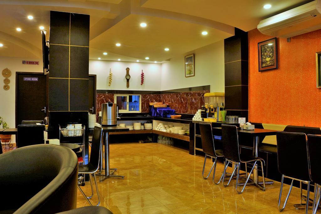 פוקהרה Hotel City Inn - Mountain View מראה חיצוני תמונה