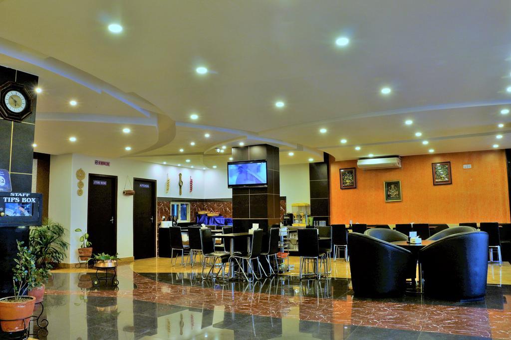 פוקהרה Hotel City Inn - Mountain View מראה חיצוני תמונה