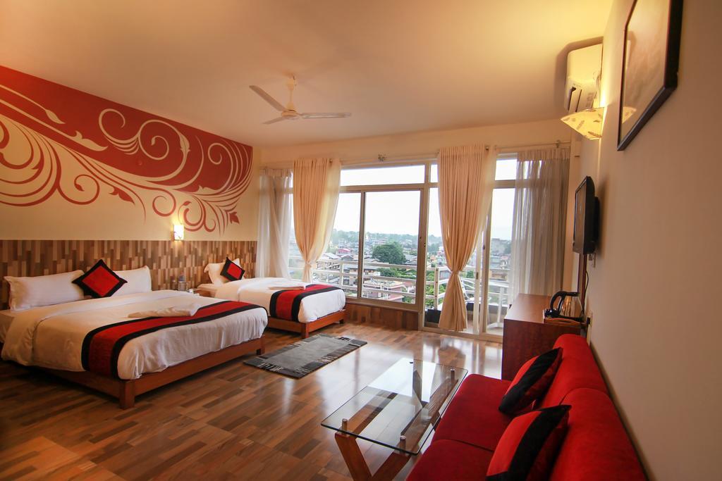 פוקהרה Hotel City Inn - Mountain View מראה חיצוני תמונה