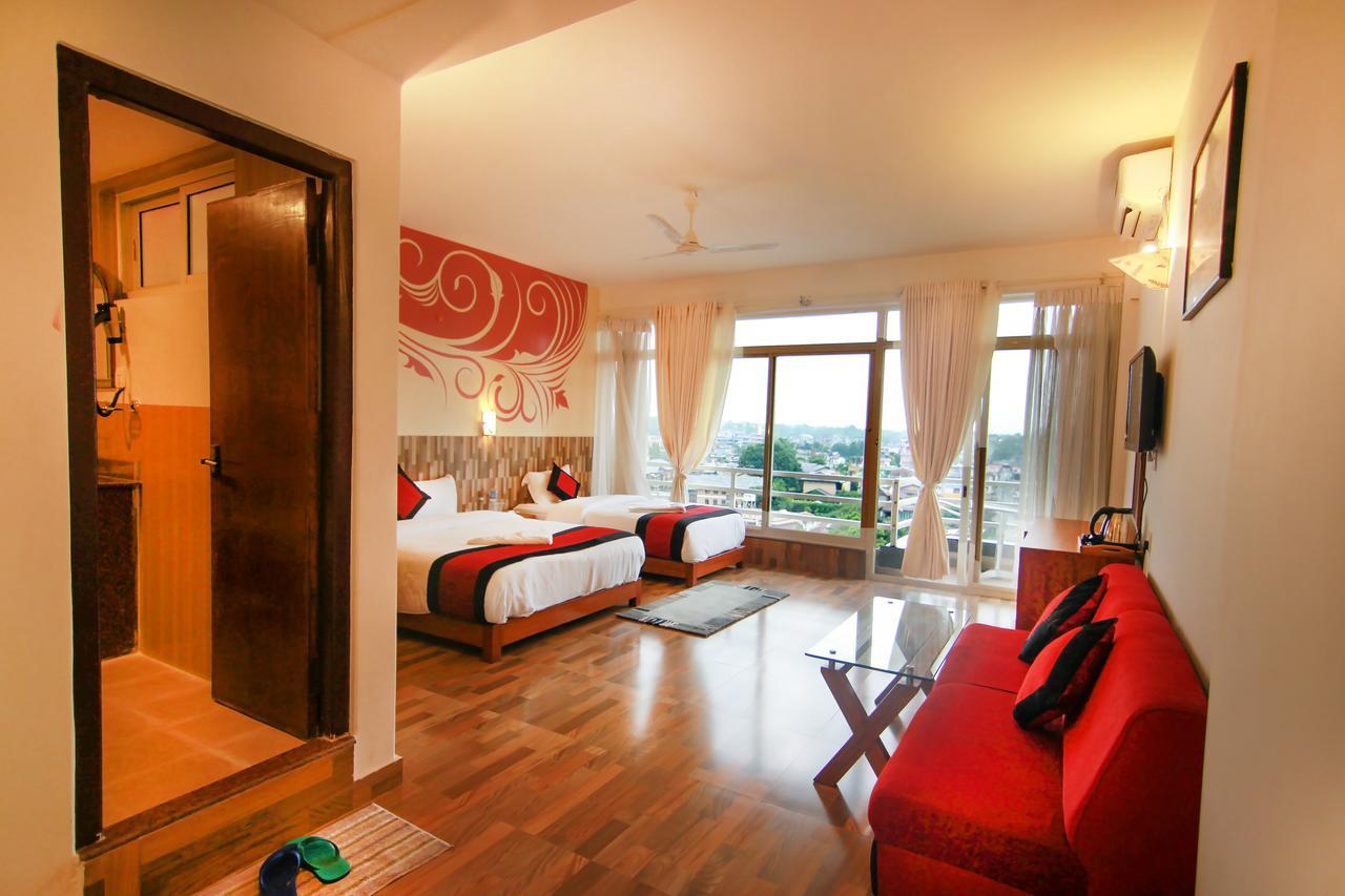 פוקהרה Hotel City Inn - Mountain View מראה חיצוני תמונה