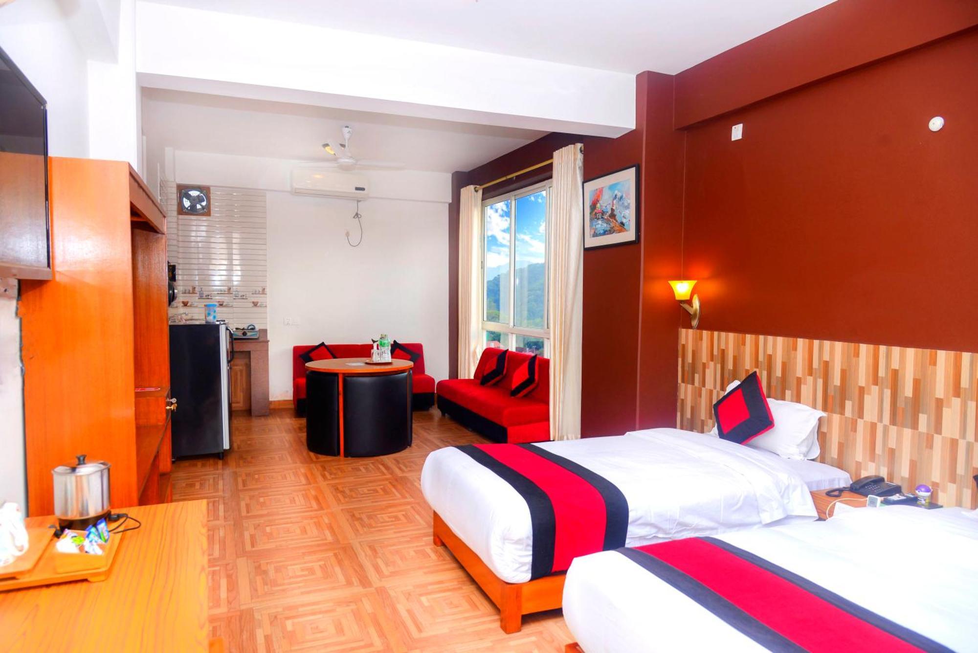 פוקהרה Hotel City Inn - Mountain View מראה חיצוני תמונה